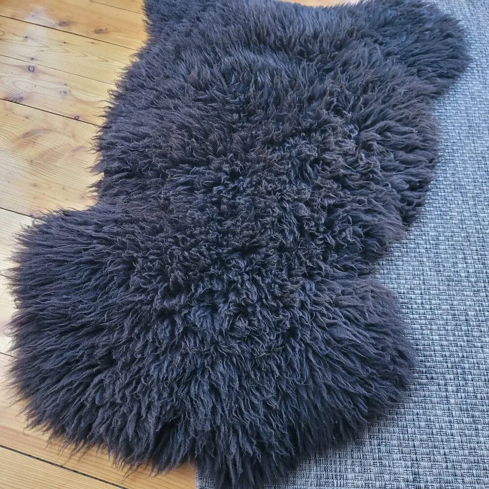 Genuine Swedish Sheepskin Rug Dark Brown Textured Wool Pelt Throw 49